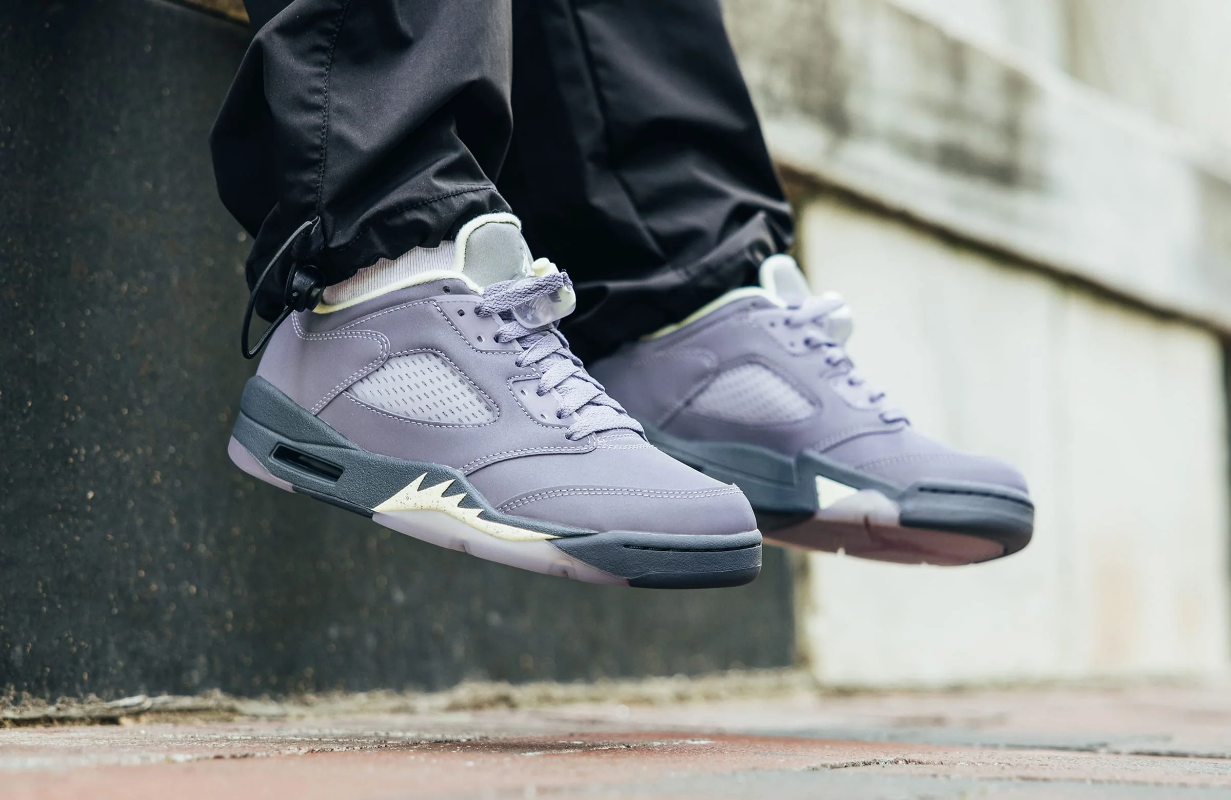 off white jordan 5 lace lock